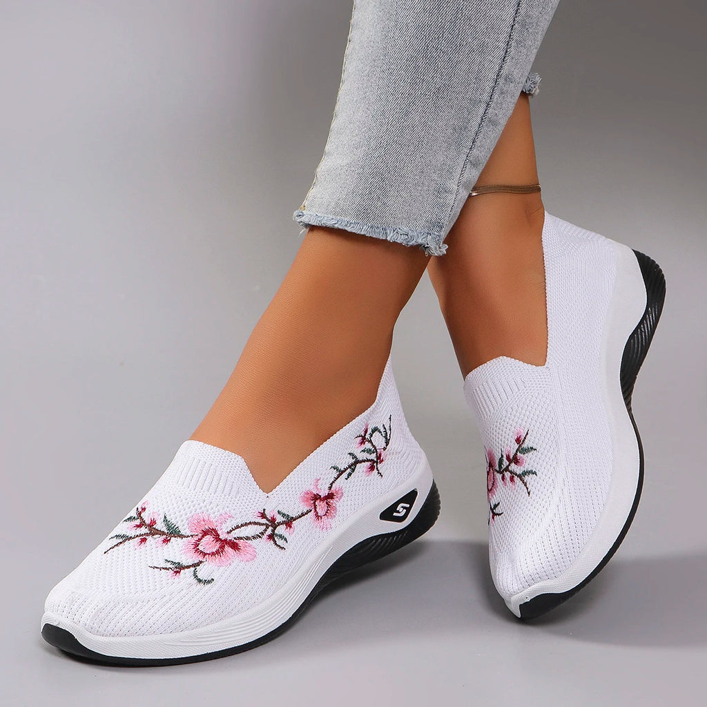 Spring and Autumn New Women's Sports Shoes, Fashionable, Breathable, Lightweight, Non-Slip, Wear-Resistant, Casual Sports Shoes, Flat Shoes, Loafers