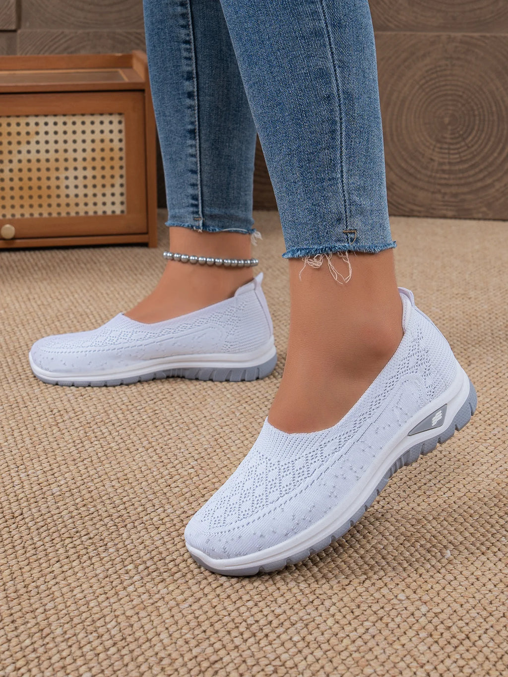 Women's Shoes Women's Sports Shoes Soft-Soled Breathable Lightweight Net Shoes Sports Walking Shoes Affordable Free Shipping