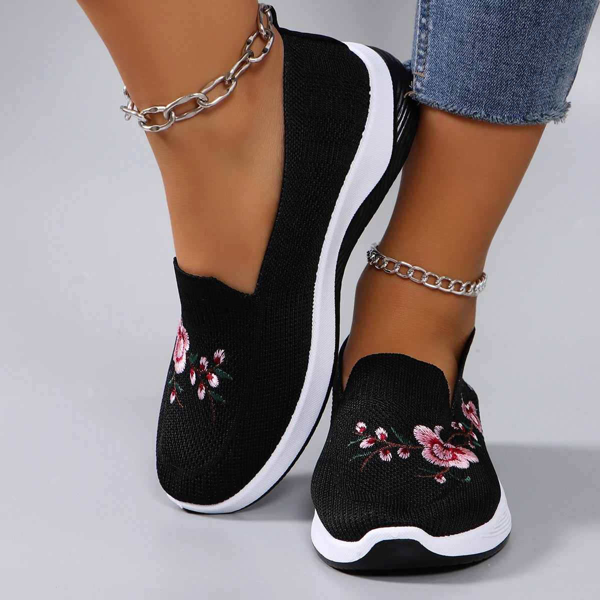 Spring and Autumn New Women's Sports Shoes, Fashionable, Breathable, Lightweight, Non-Slip, Wear-Resistant, Casual Sports Shoes, Flat Shoes, Loafers