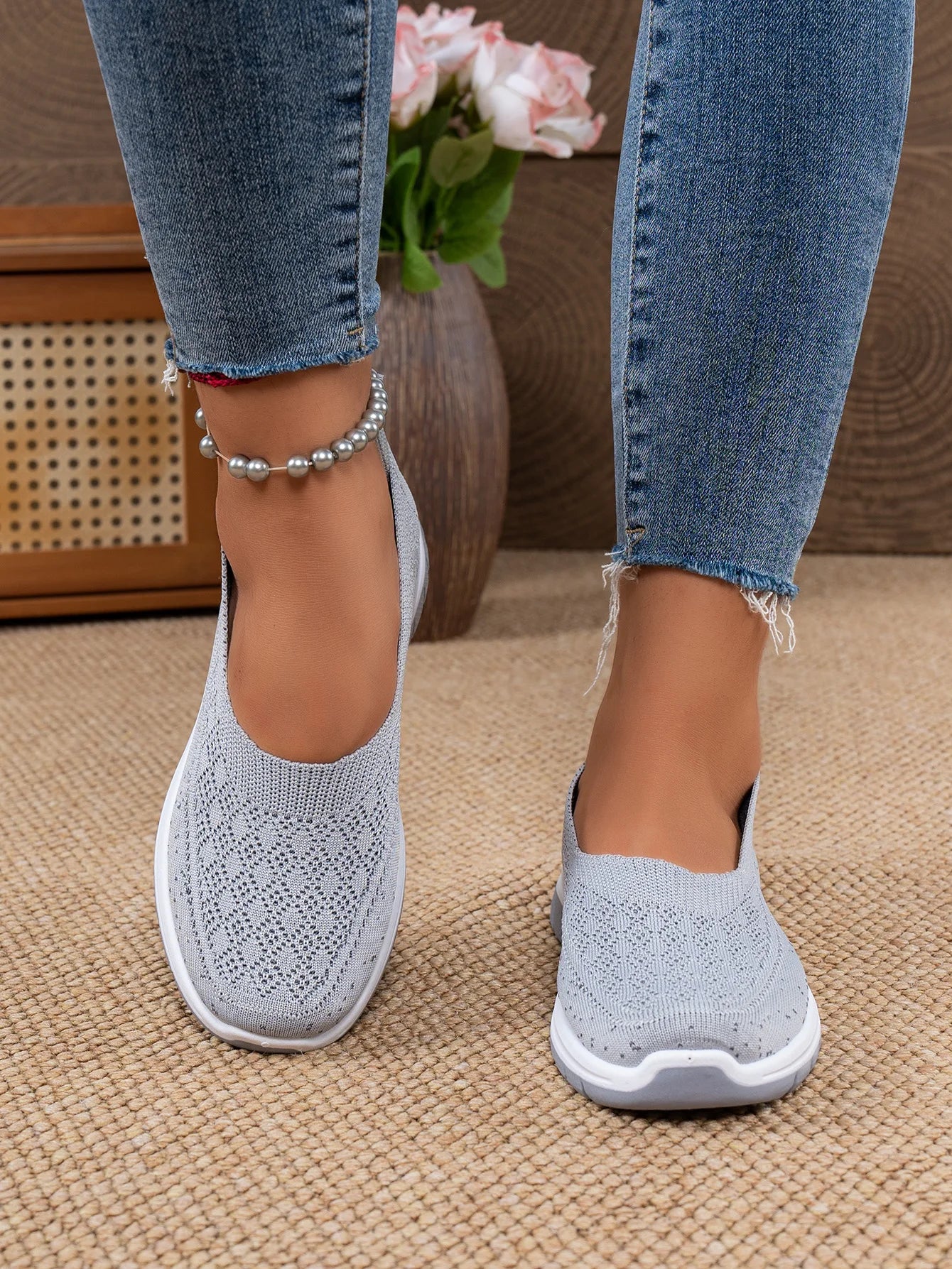 Women's Shoes Women's Sports Shoes Soft-Soled Breathable Lightweight Net Shoes Sports Walking Shoes Affordable Free Shipping