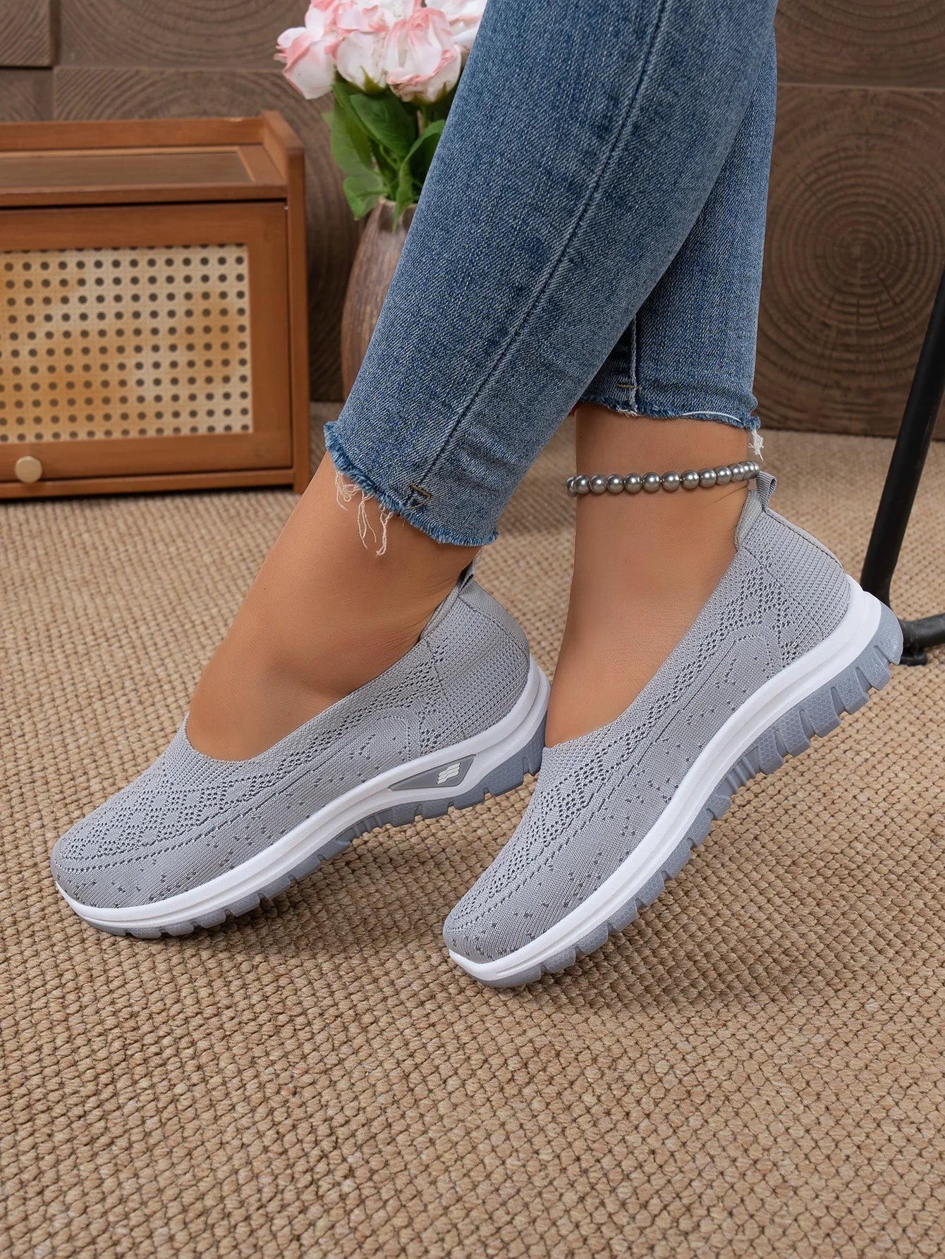 Women's Shoes Women's Sports Shoes Soft-Soled Breathable Lightweight Net Shoes Sports Walking Shoes Affordable Free Shipping