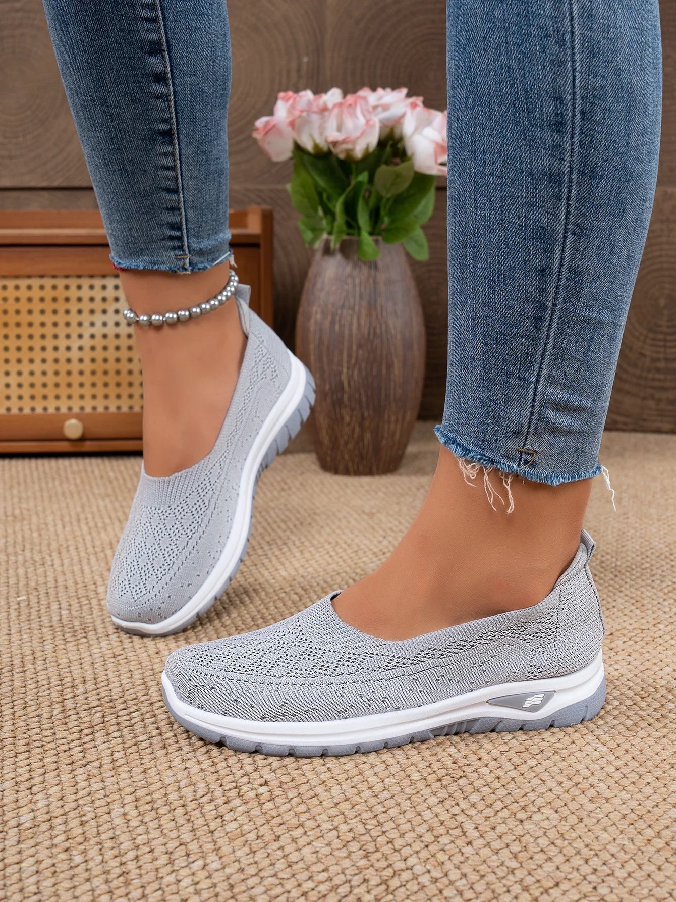 Women's Shoes Women's Sports Shoes Soft-Soled Breathable Lightweight Net Shoes Sports Walking Shoes Affordable Free Shipping