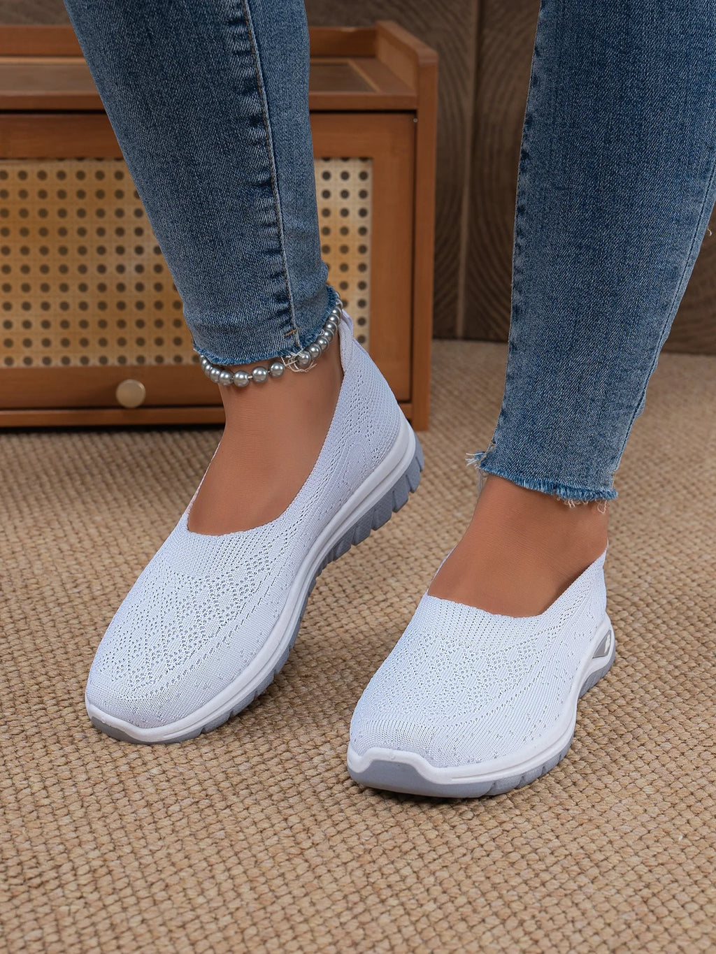 Women's Shoes Women's Sports Shoes Soft-Soled Breathable Lightweight Net Shoes Sports Walking Shoes Affordable Free Shipping
