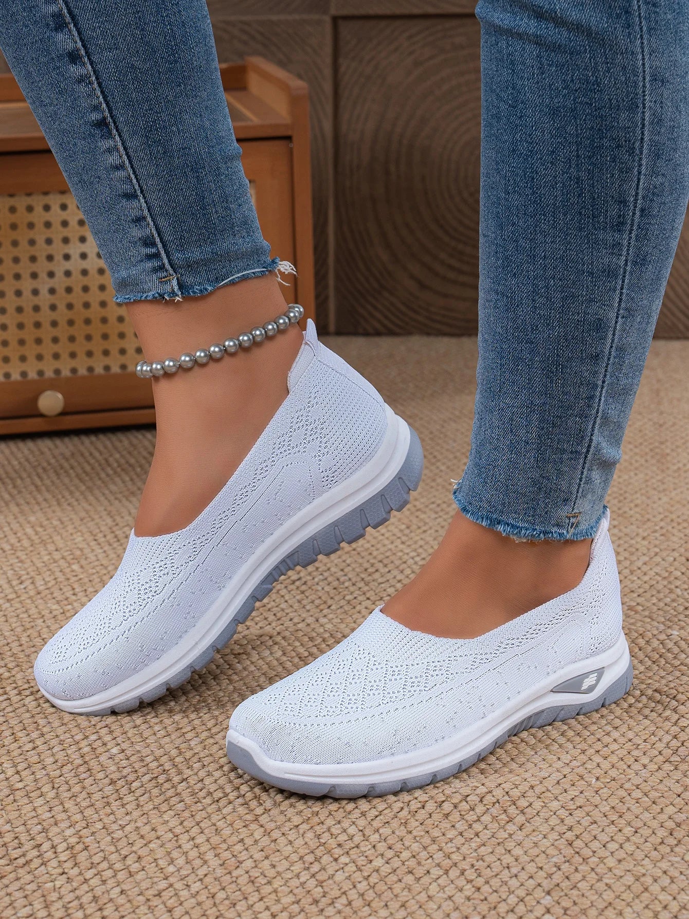 Women's Shoes Women's Sports Shoes Soft-Soled Breathable Lightweight Net Shoes Sports Walking Shoes Affordable Free Shipping