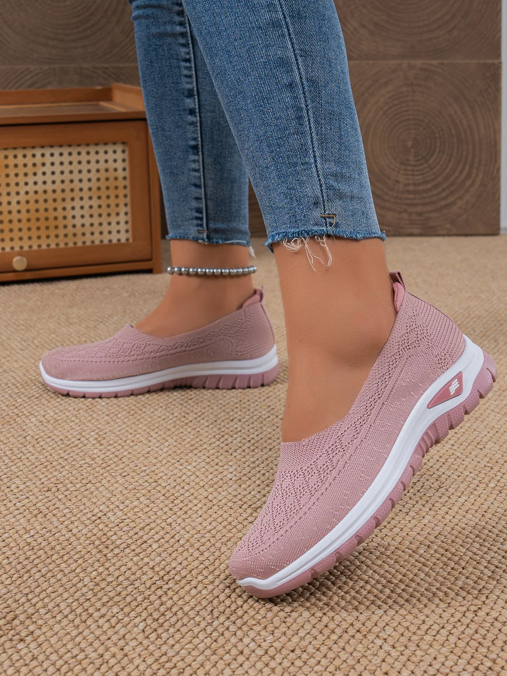 Women's Shoes Women's Sports Shoes Soft-Soled Breathable Lightweight Net Shoes Sports Walking Shoes Affordable Free Shipping