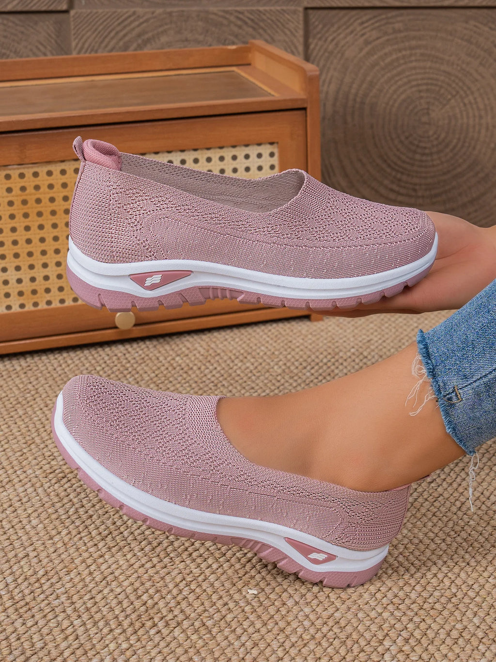 Women's Shoes Women's Sports Shoes Soft-Soled Breathable Lightweight Net Shoes Sports Walking Shoes Affordable Free Shipping