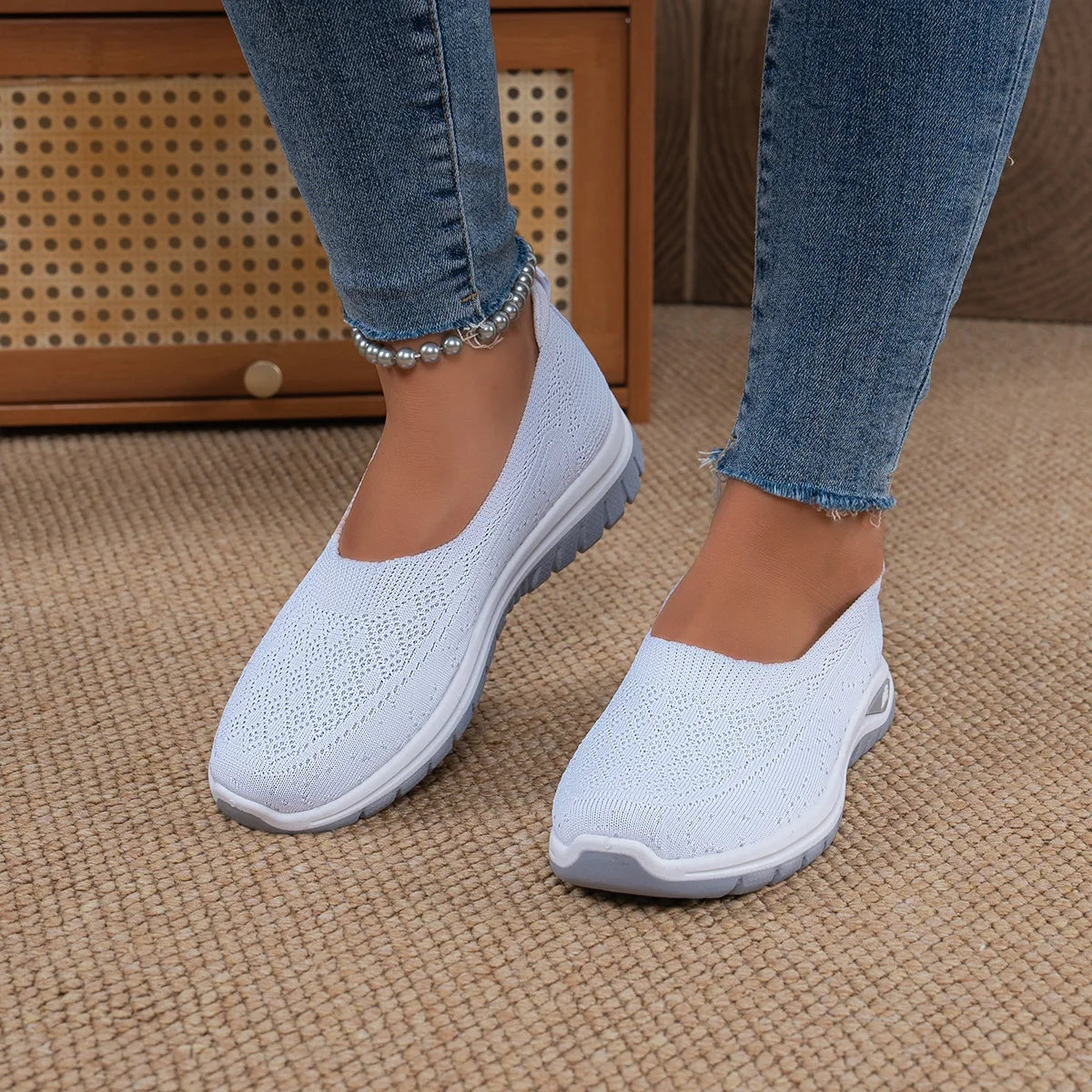 Women's Shoes Women's Sports Shoes Soft-Soled Breathable Lightweight Net Shoes Sports Walking Shoes Affordable Free Shipping
